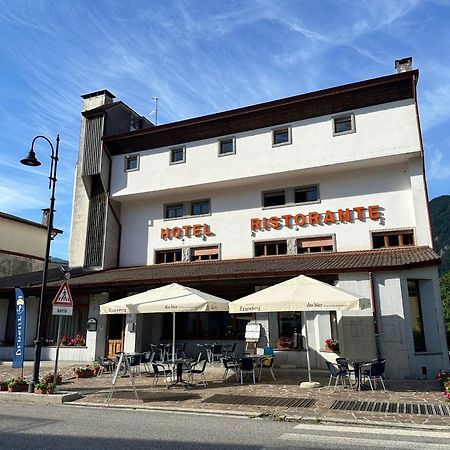 Bike & Bikers Hotel Restaurant Ampezzo Exterior foto