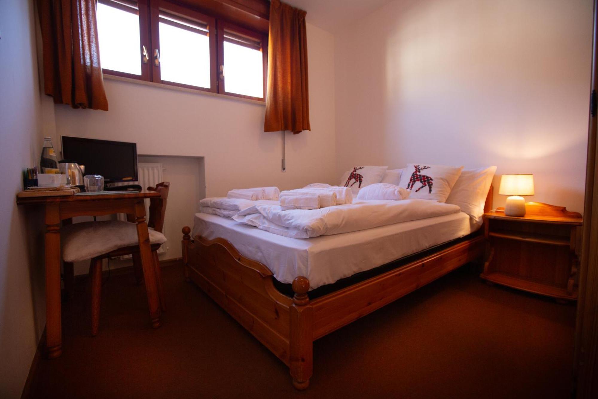 Bike & Bikers Hotel Restaurant Ampezzo Exterior foto