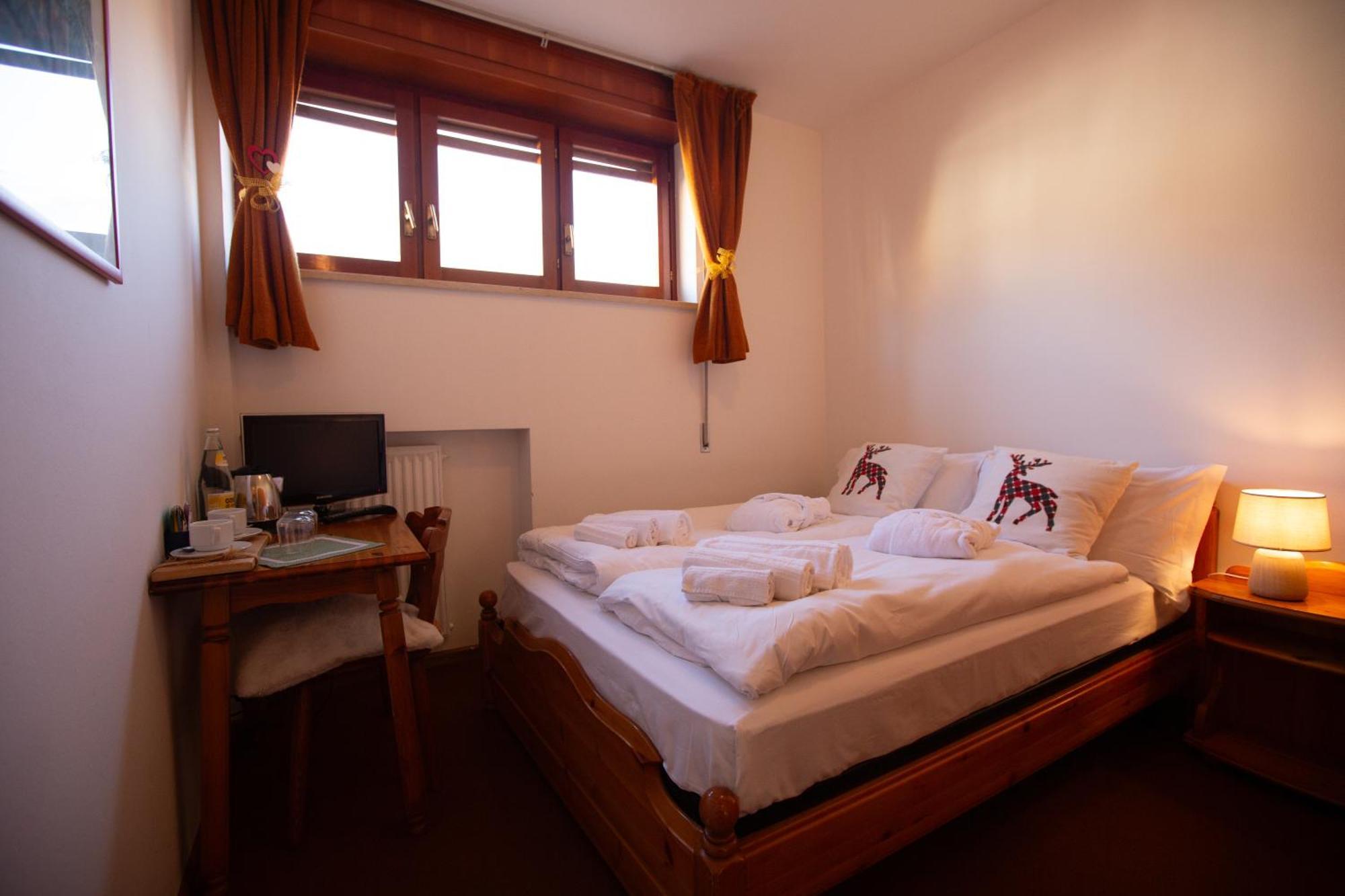 Bike & Bikers Hotel Restaurant Ampezzo Exterior foto
